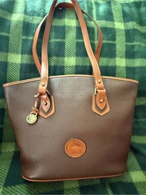 Dooney and Bourke Stephanie Bag